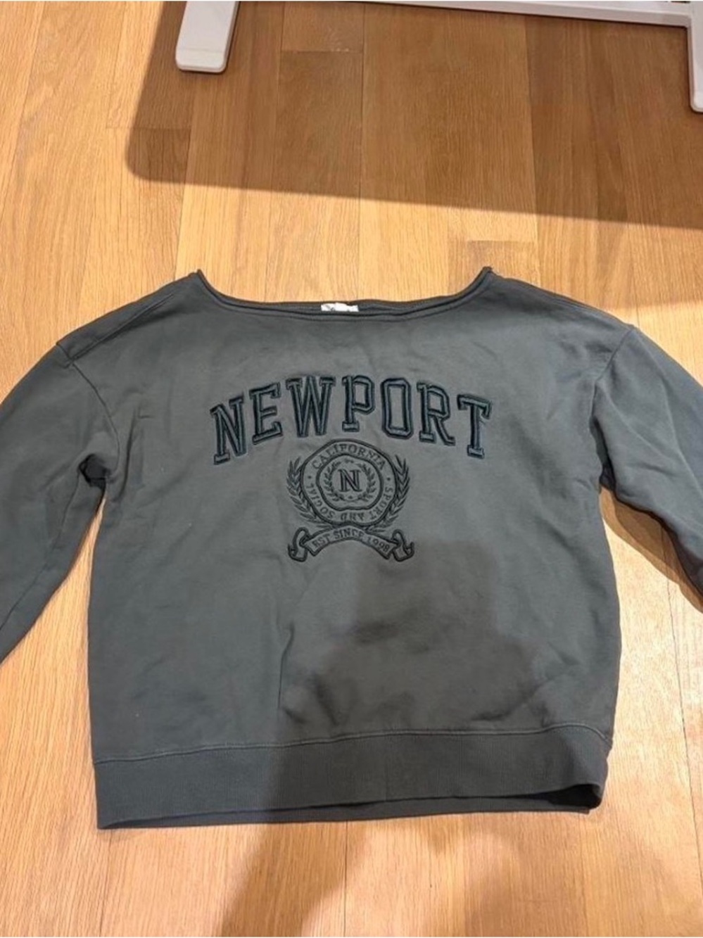 Garage Olive Green Off the Shoulder Crewneck Sweatshirt